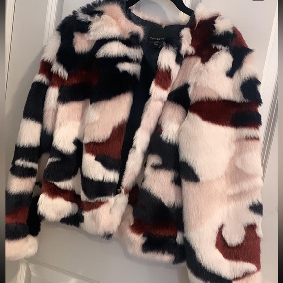 Fur jacket - Picture 4 of 4